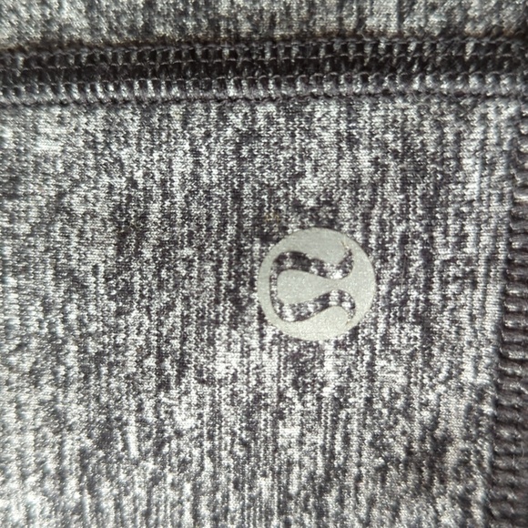 Lululemon 🍋 zip jacket - Picture 4 of 5